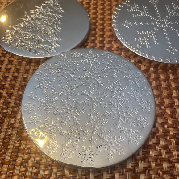 Bath & Body Works Set of 12 Decorative Ornamental Holiday Candle Lids - - Picture 3 of 10